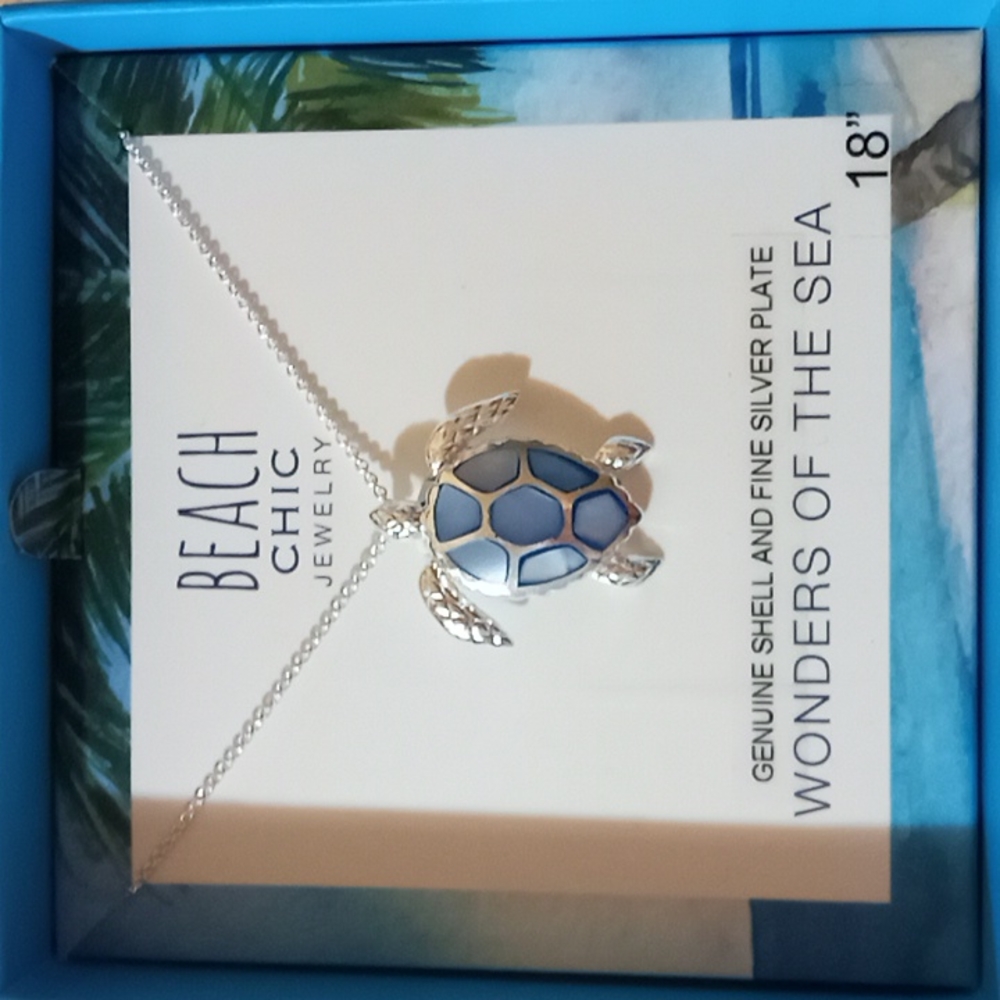 💥SALE💥Sea Turtle Necklace Fine Silver & Shell NEW